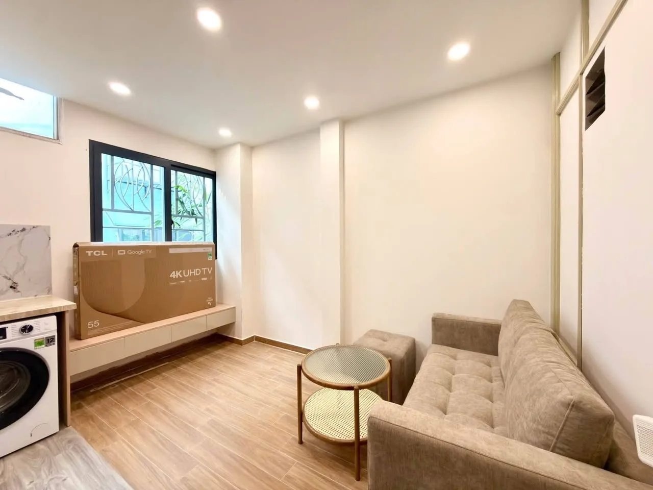 Brand-New Tran Dinh Xu 2BR with Skylight, Available now