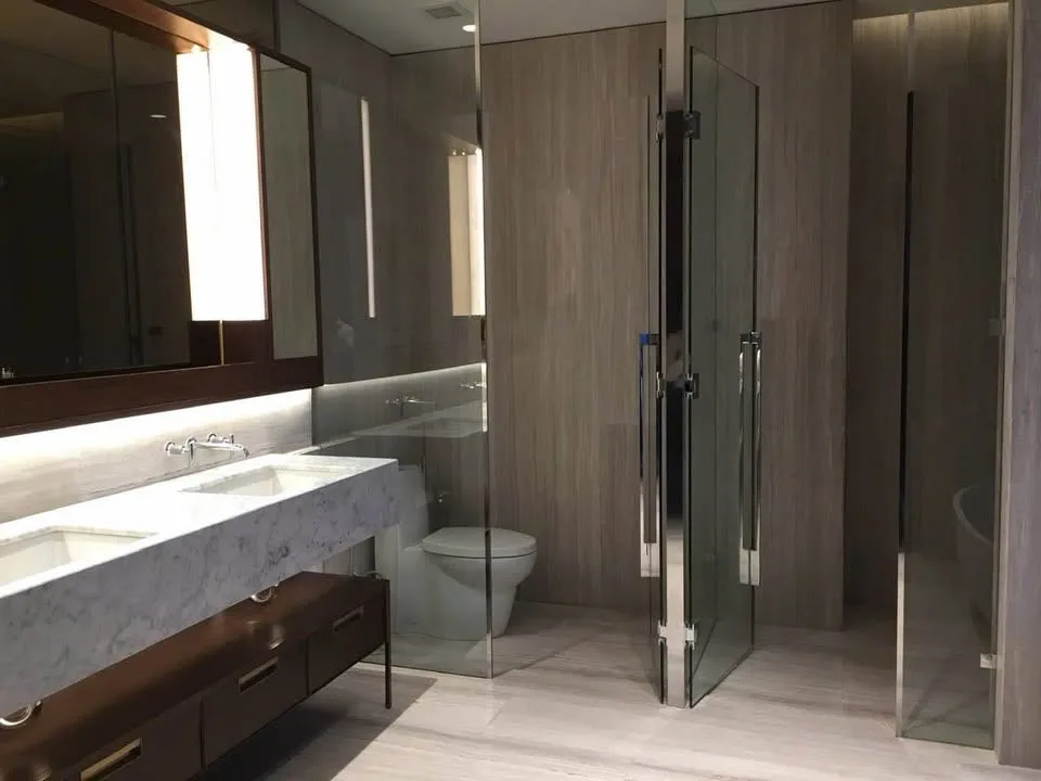 City Garden Penthouse 3BR with Panoramic River Views