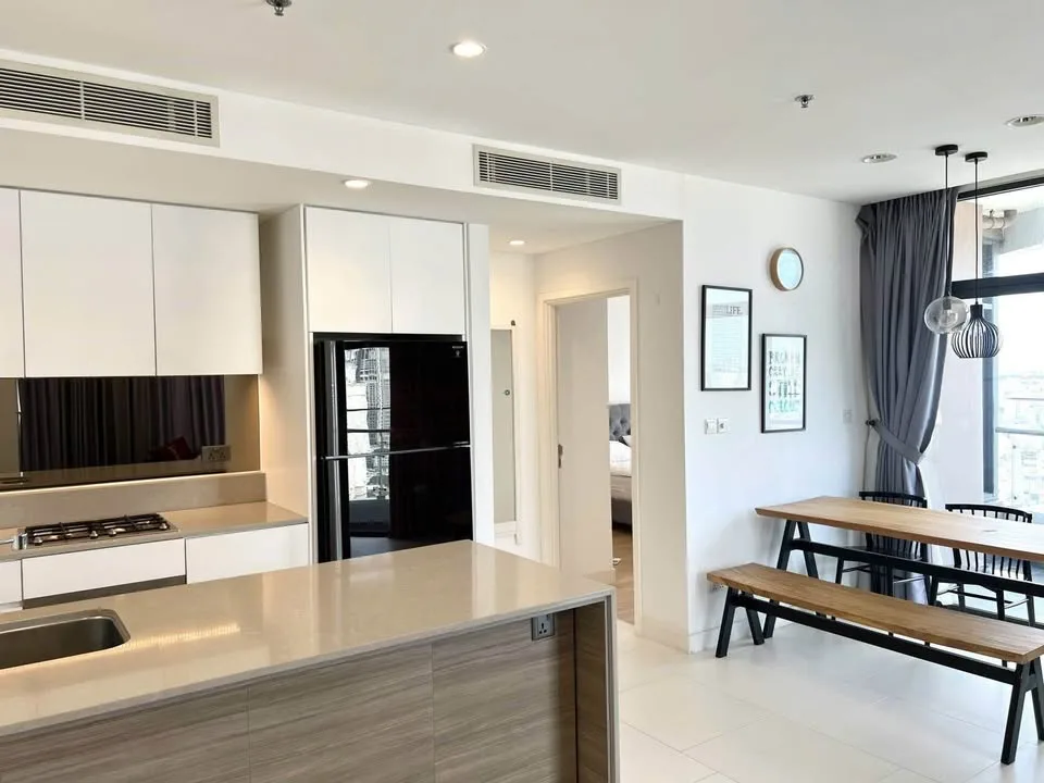 City Garden Crescent Tower 2BR with 20th-Floor Open Views