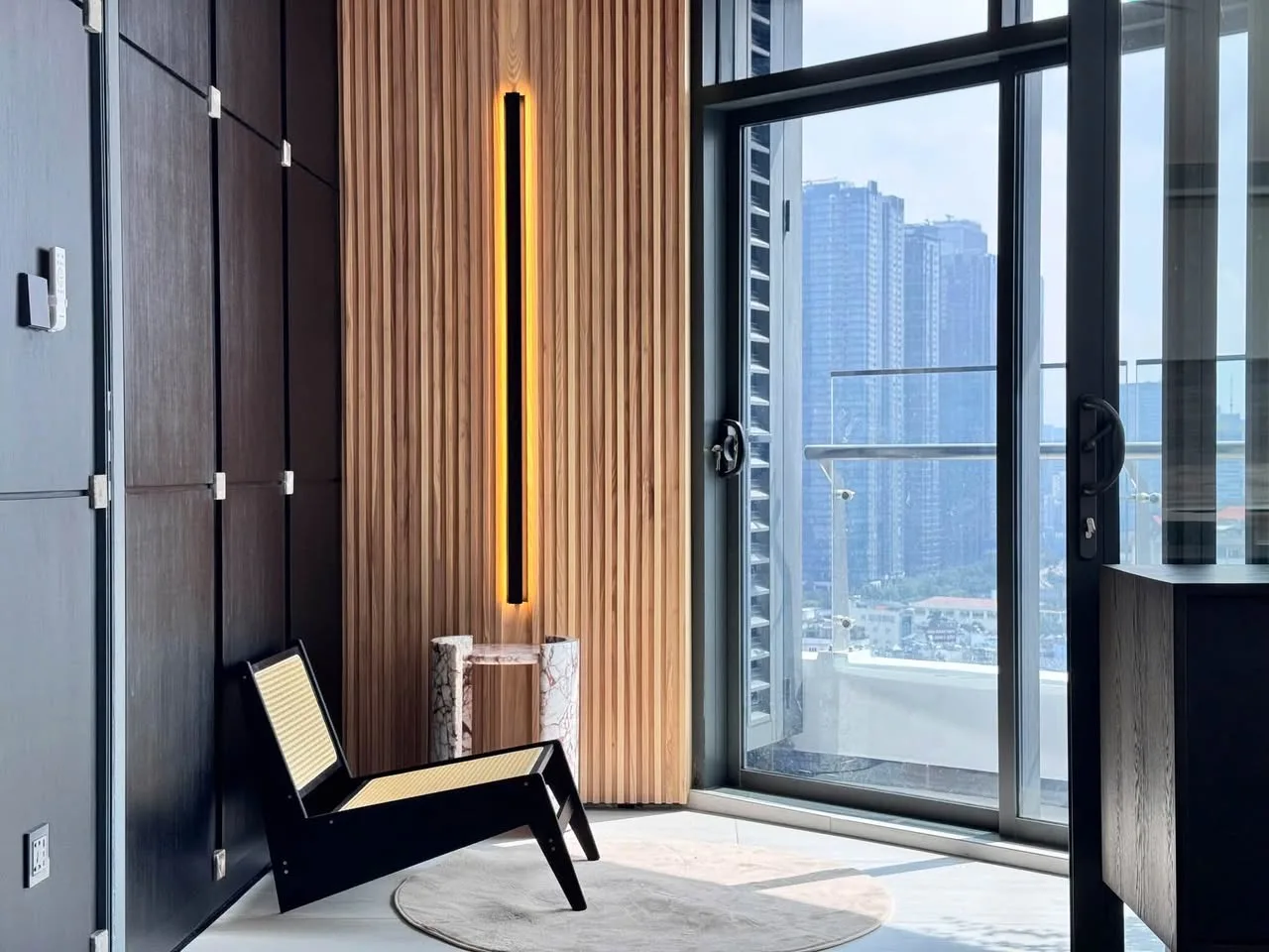 Newly Renovated 3 Bedroom City Garden Apartment with City Views | 140 sqm