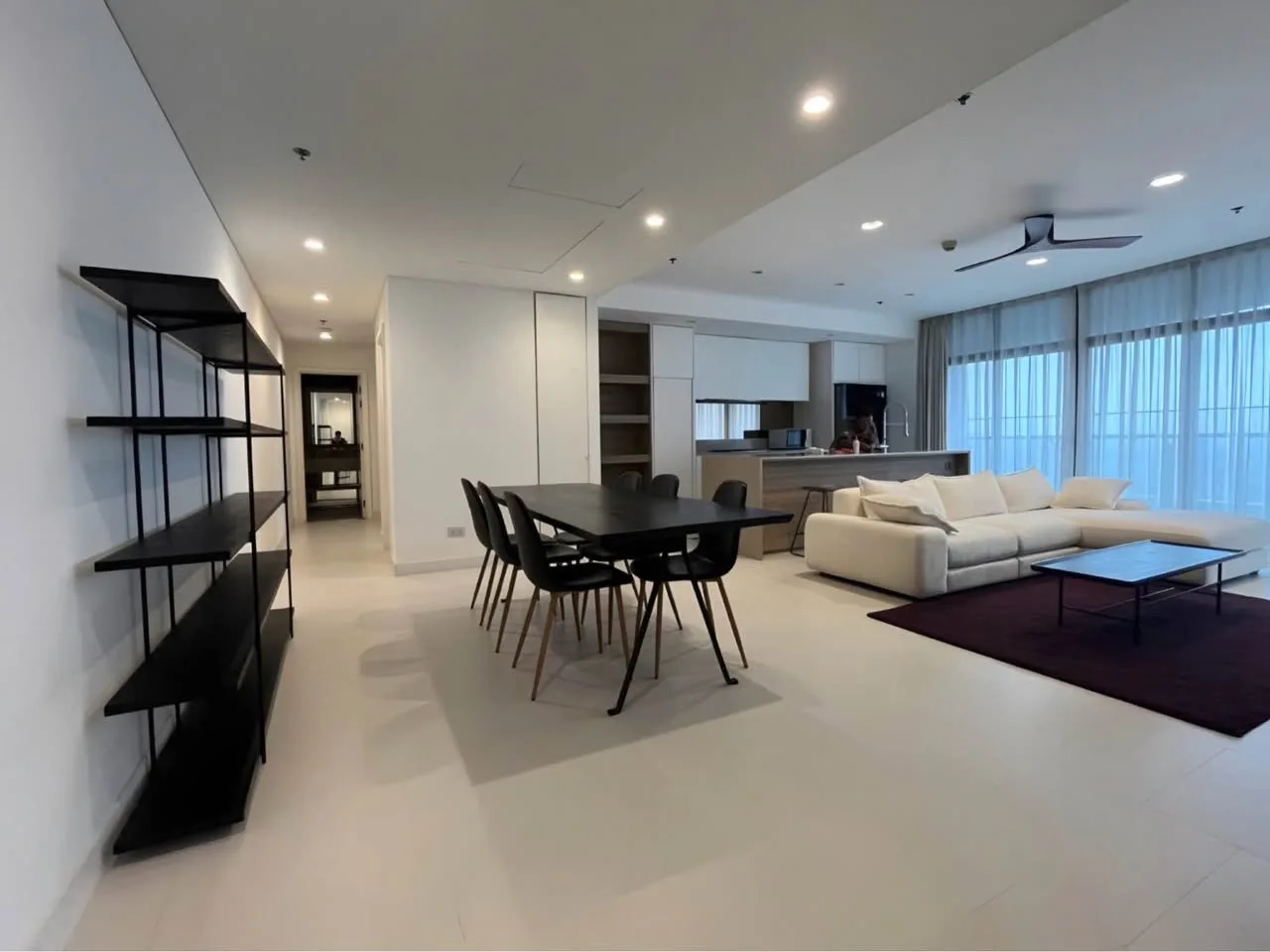 City Garden P1 Tower 3BR With Van Thanh View and Private Balcony