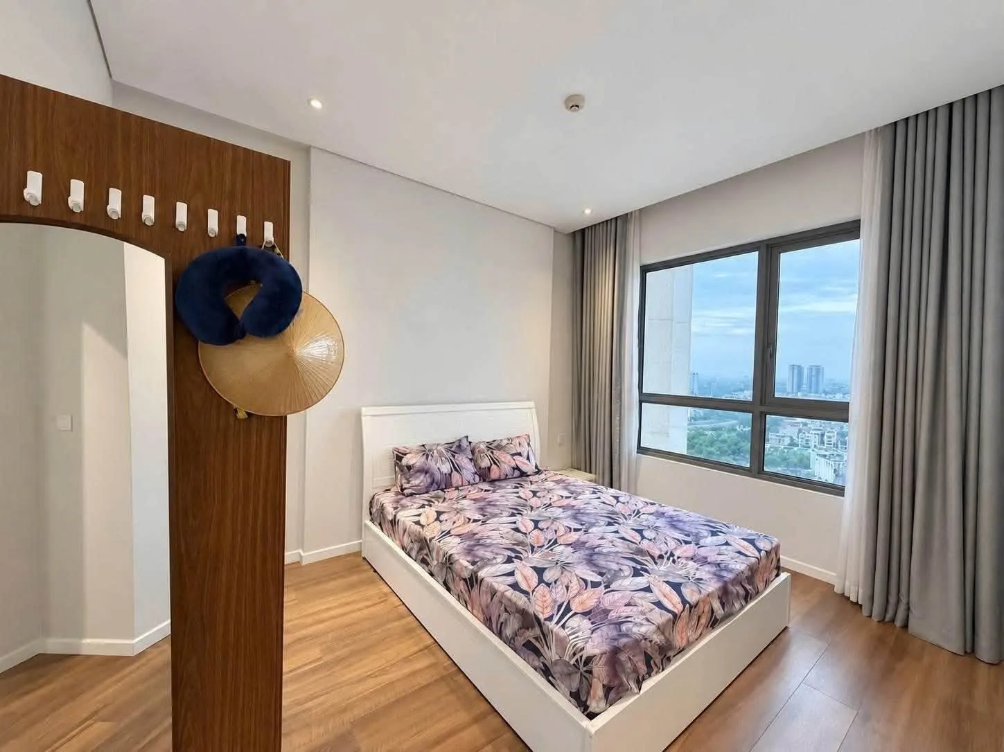 Diamond Island 3BR Apartment for Rent with Saigon River View