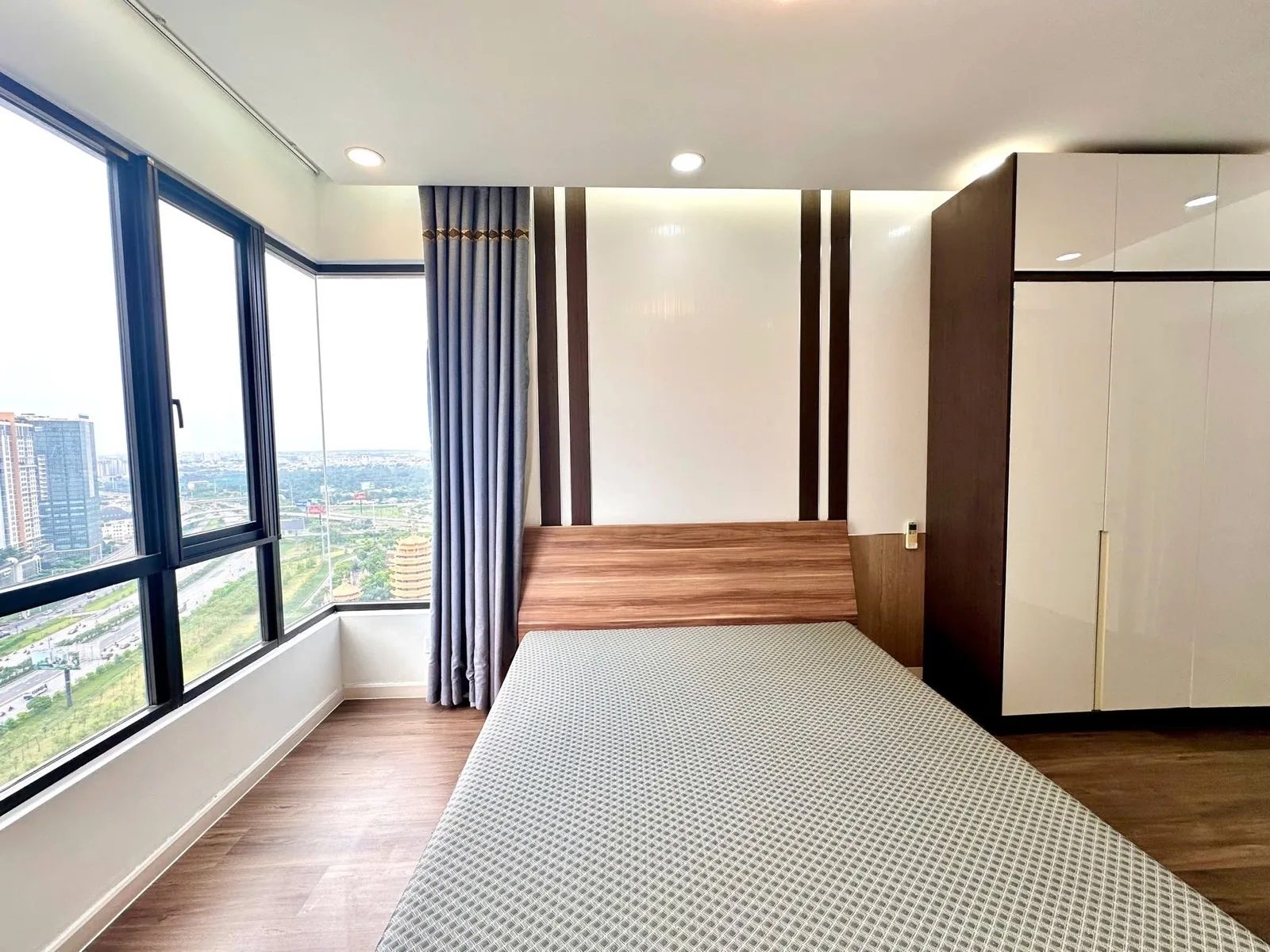 Estella Heights 3BR With Open Family Living and Warm Wood Finishes
