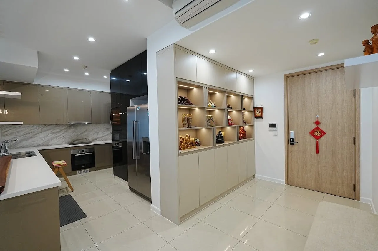 Estella Heights 4BR With Pool Outlook, Balcony and Generous Dining Space