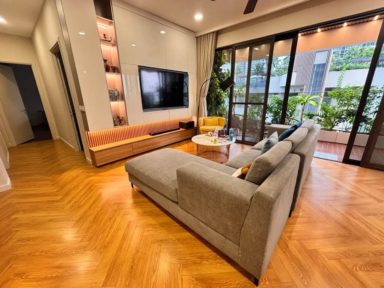 Estella Heights 3BR With a Leafy Balcony and Spacious Kitchen