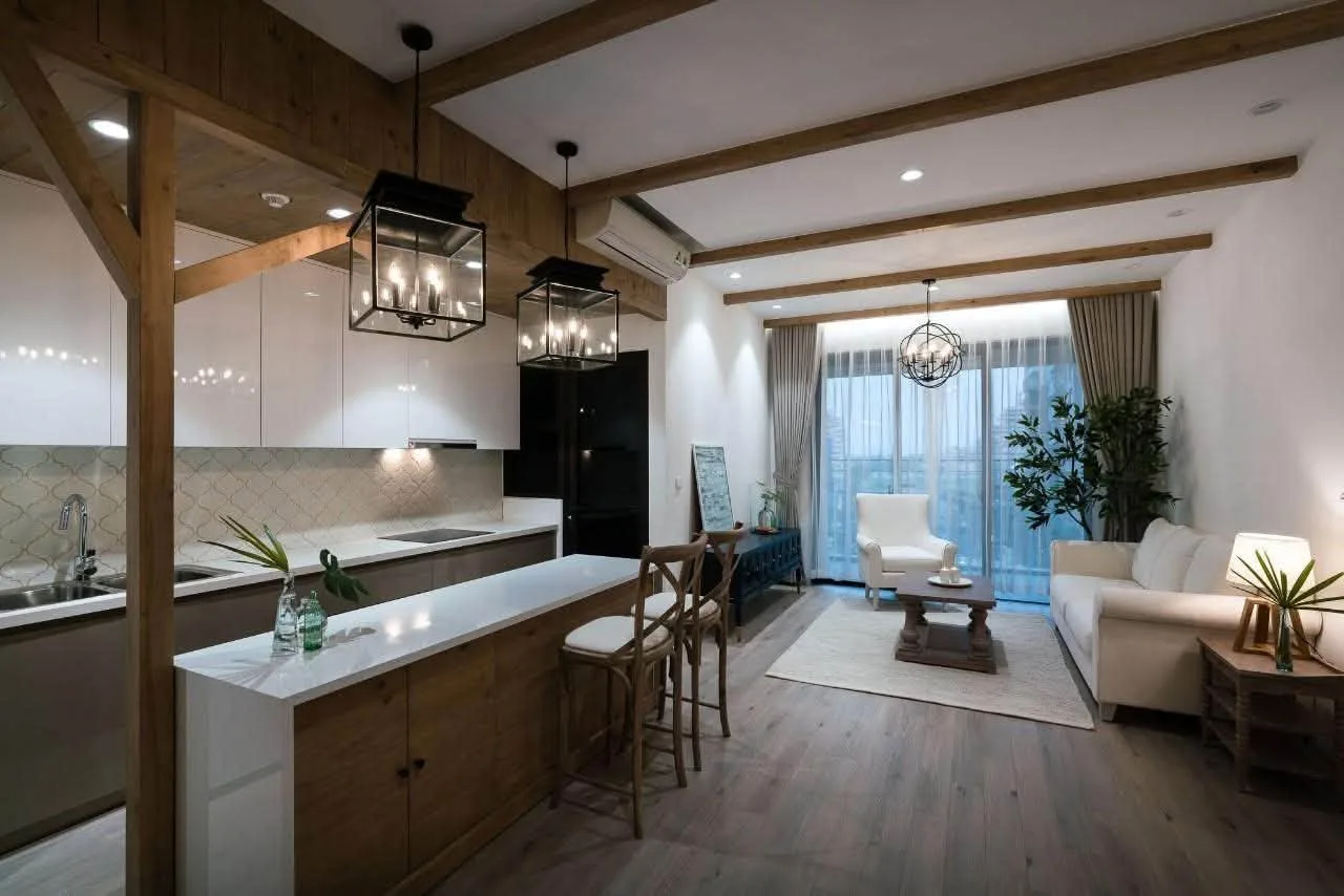 Move-In-Ready Estella Heights 2BR With Warm Timber Interiors