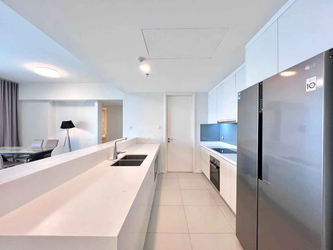 High-Floor 3BR Gateway Thao Dien Apartment with River Views