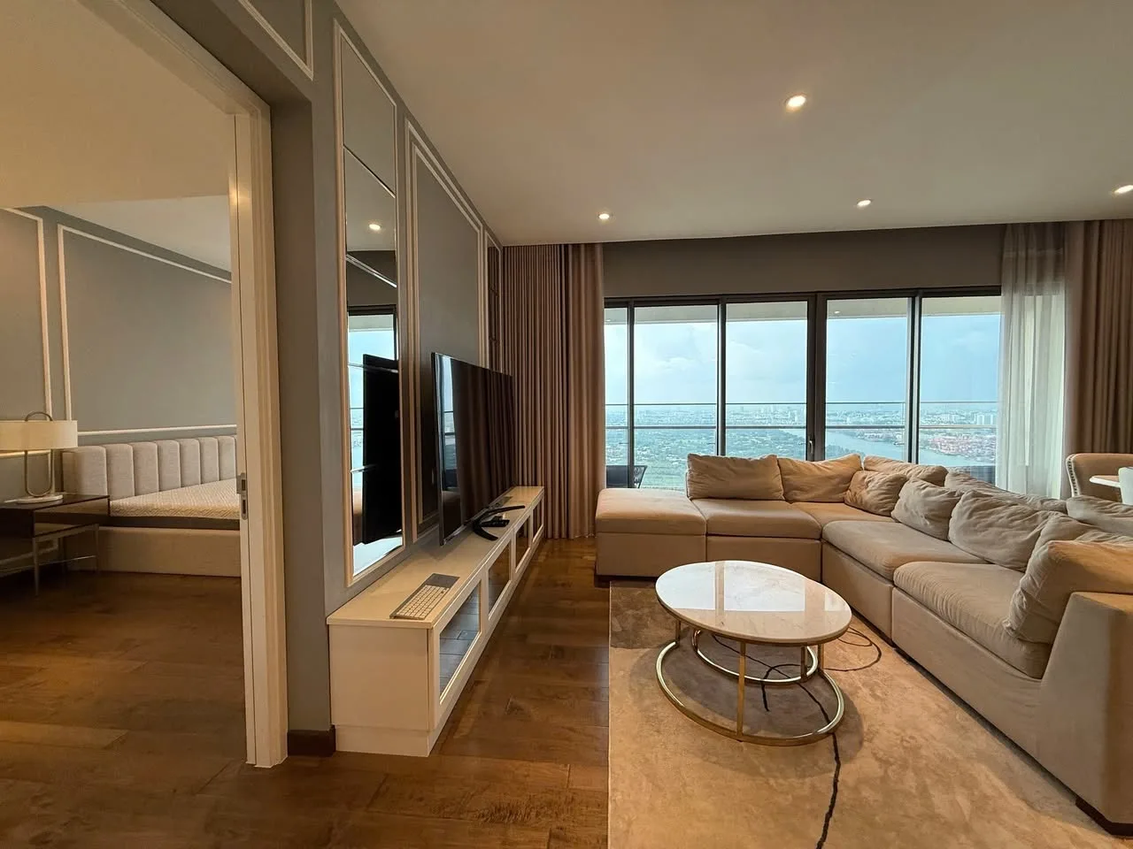 Exclusive Gateway Thao Dien 3BR with Bright Living Room and Modern Kitchen