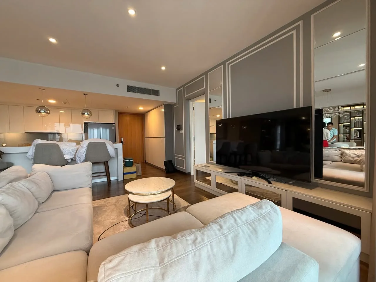 Exclusive Gateway Thao Dien 3BR with Bright Living Room and Modern Kitchen