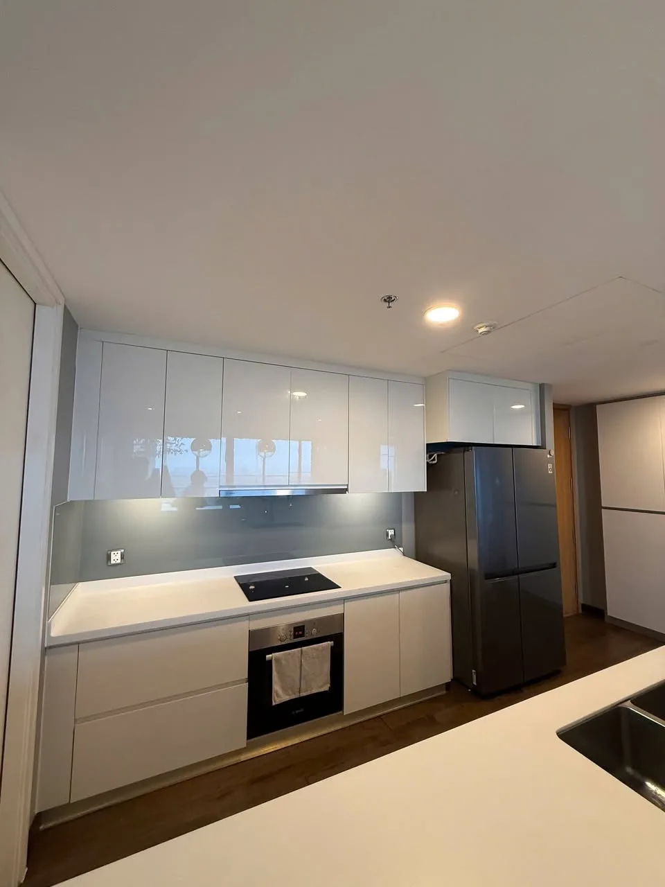 Exclusive Gateway Thao Dien 3BR with Bright Living Room and Modern Kitchen