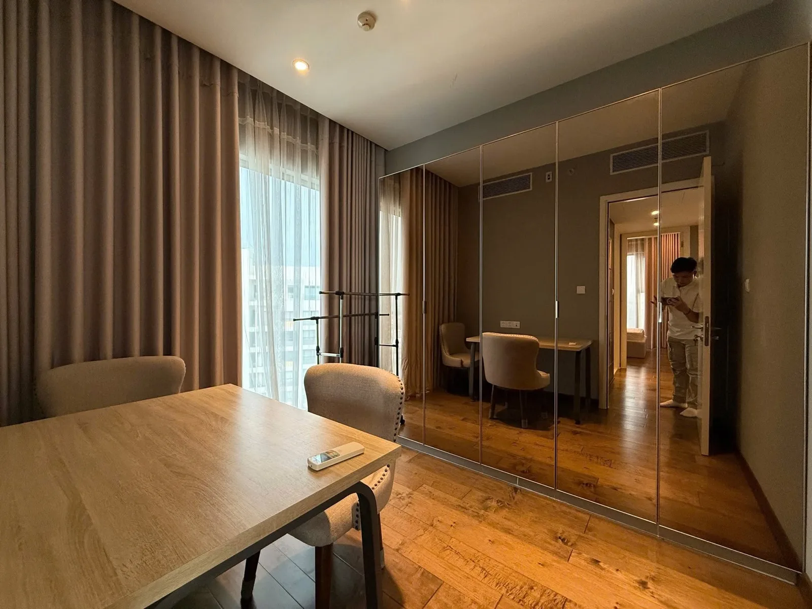 Exclusive Gateway Thao Dien 3BR with Bright Living Room and Modern Kitchen