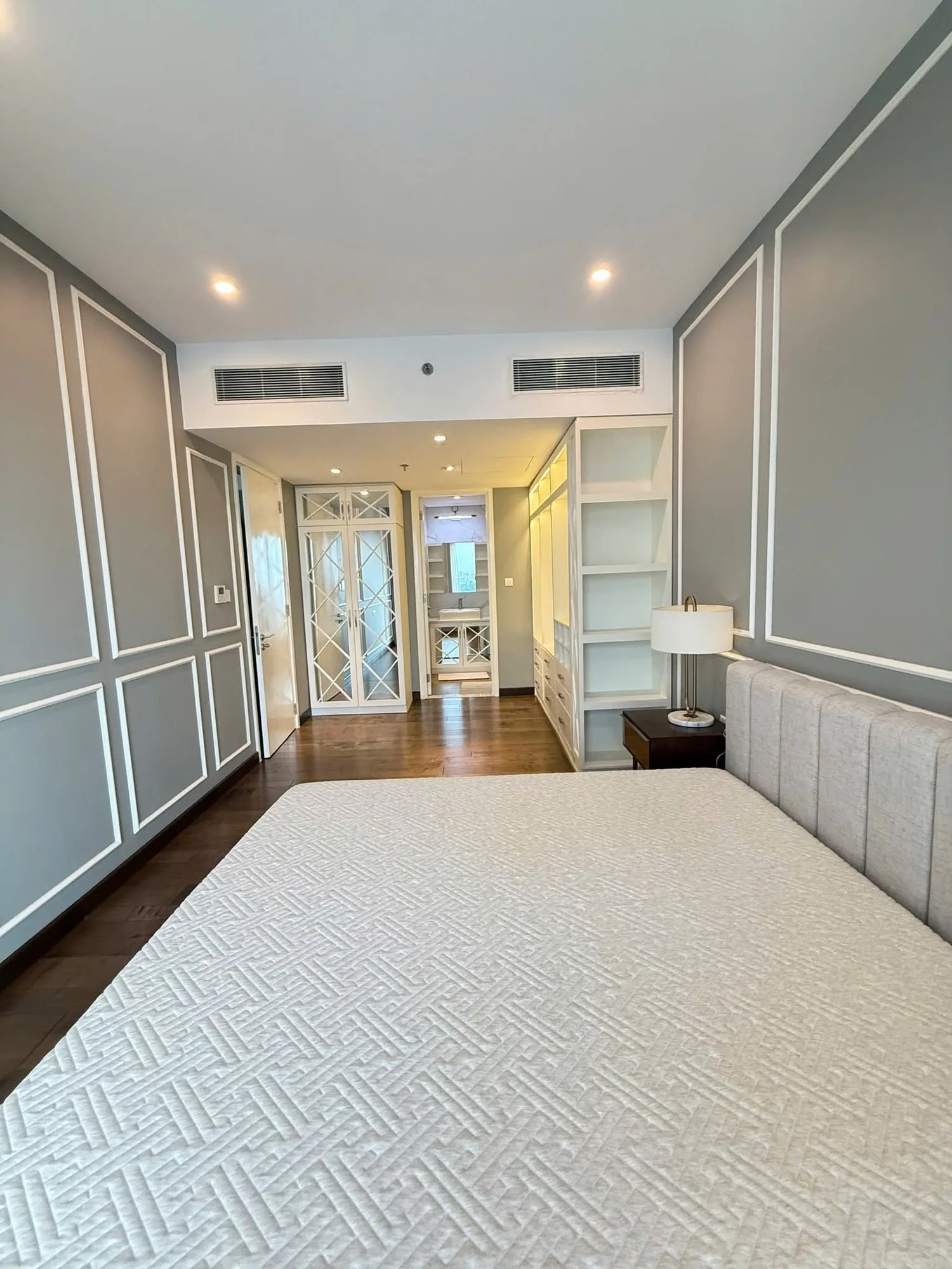 Exclusive Gateway Thao Dien 3BR with Bright Living Room and Modern Kitchen