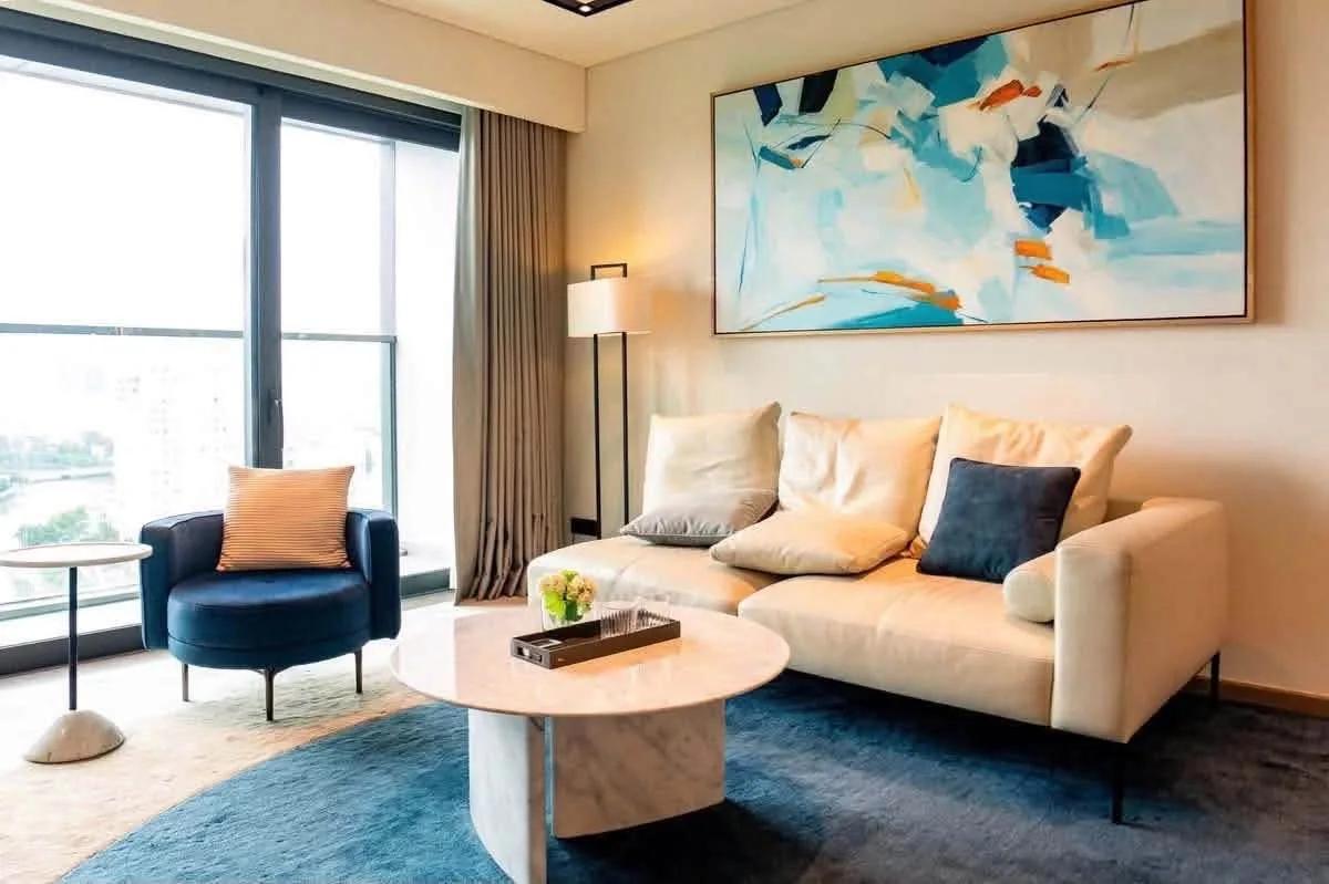 Grand Marina Lake Tower Corner 2BR+ with Polished Interiors