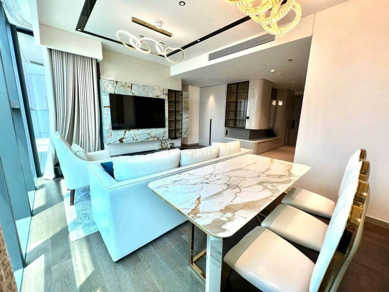 Ready-Now 2 Bedroom Grand Marina Apartment with River and Lotus Park Views