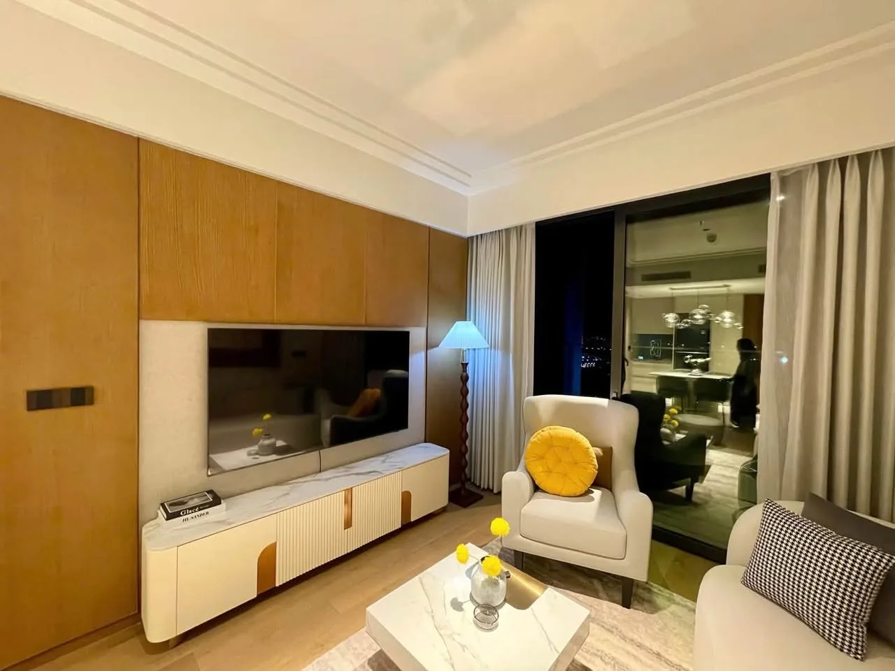 Grand Marina Sea Tower 1BR With River View and Elegant Furnished Interiors