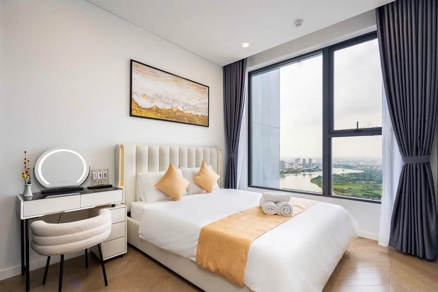 Lumiere Riverside 2BR River-View Apartment with Balcony | 77m²