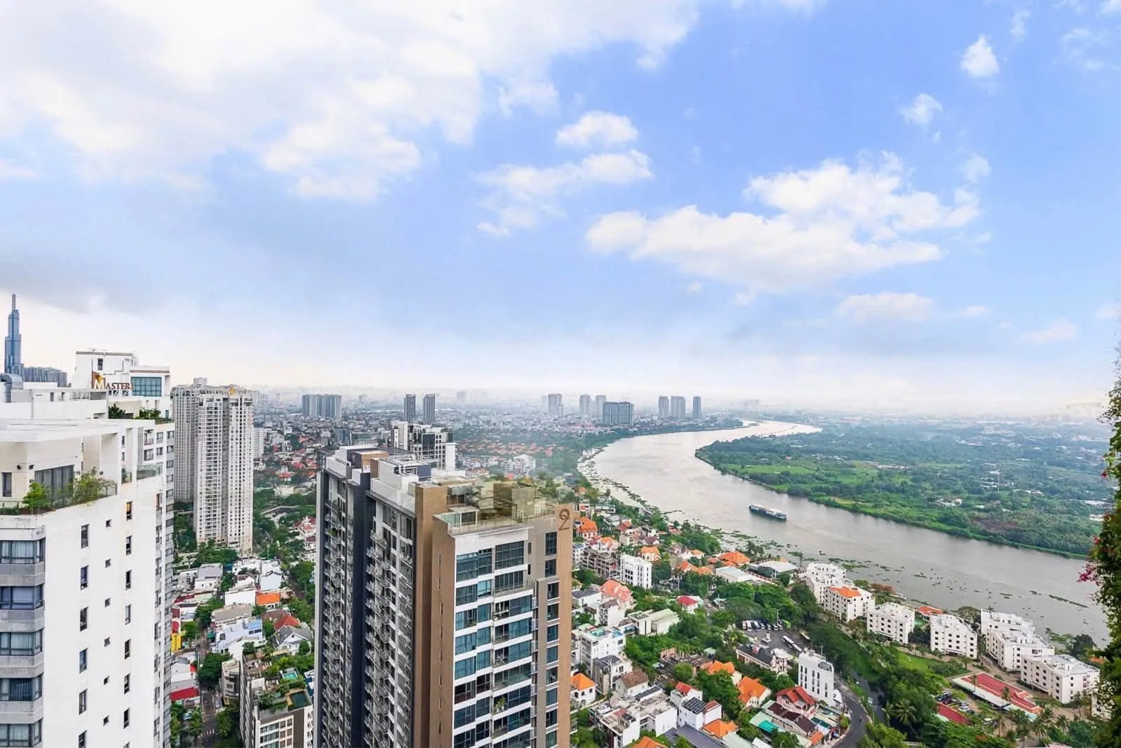Lumiere Riverside 2BR River-View Apartment with Balcony | 77m²