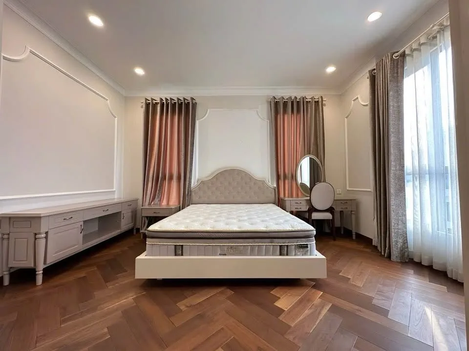 Masteri An Phu 208 sqm Penthouse Fully Furnished