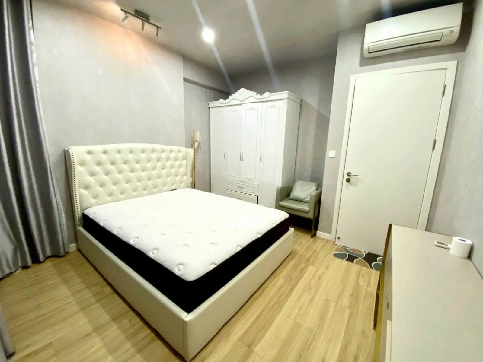Bitexco View 3BR Masteri Millennium Apartment Near District 1 | 108m²