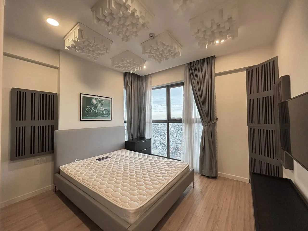 Masteri Millennium 3BR Apartment with Open City View | 105 sqm