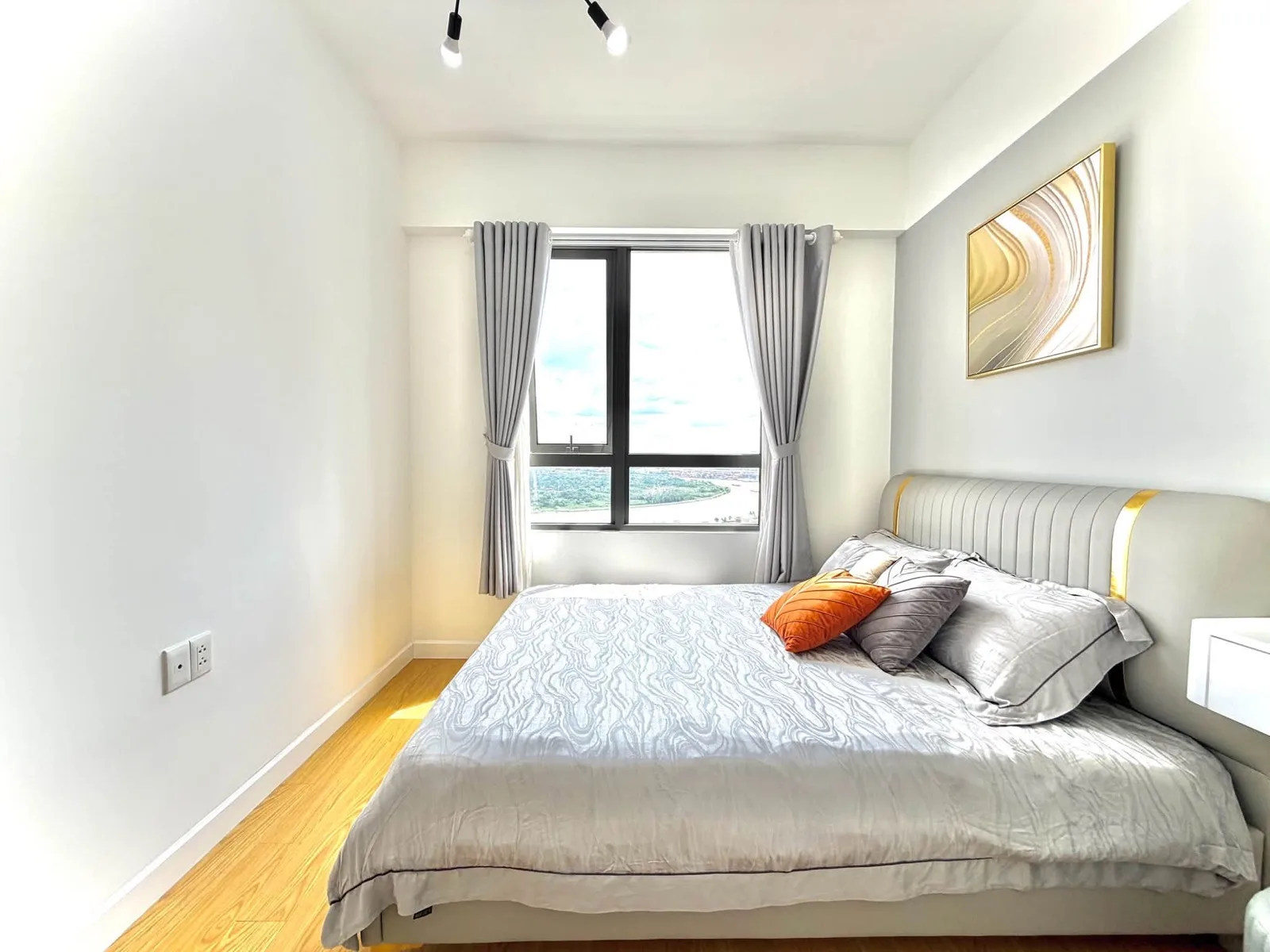 Ready-Now River View 2 Bedroom Apartment at Masteri Thao Dien | 28th Floor