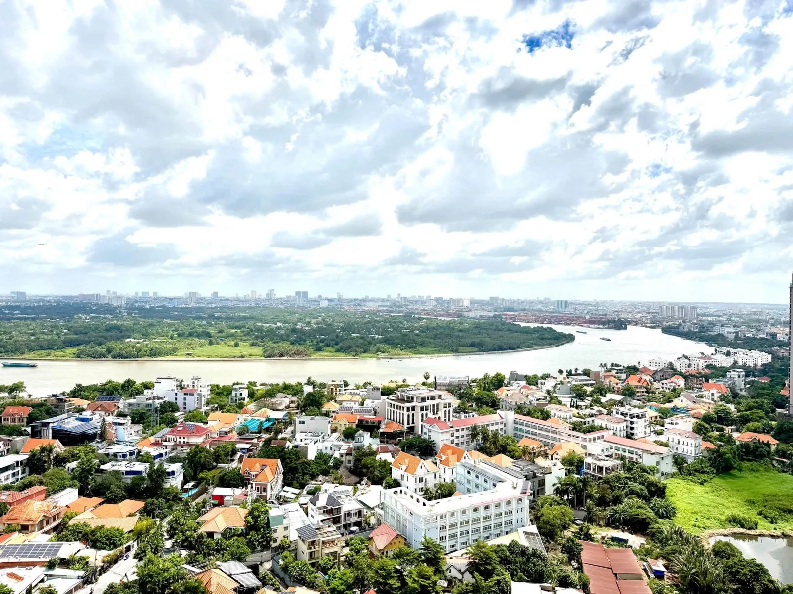Ready-Now River View 2 Bedroom Apartment at Masteri Thao Dien | 28th Floor