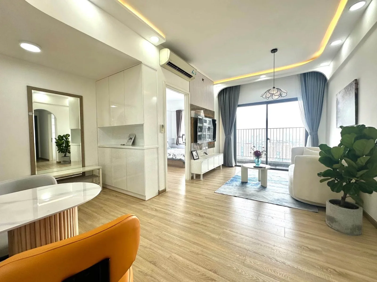Bright Masteri Thao Dien 2BR Apartment with Open View | 75m²