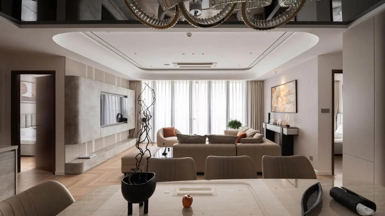 Metropole Galleria 3BR on 11th Floor with River Outlook