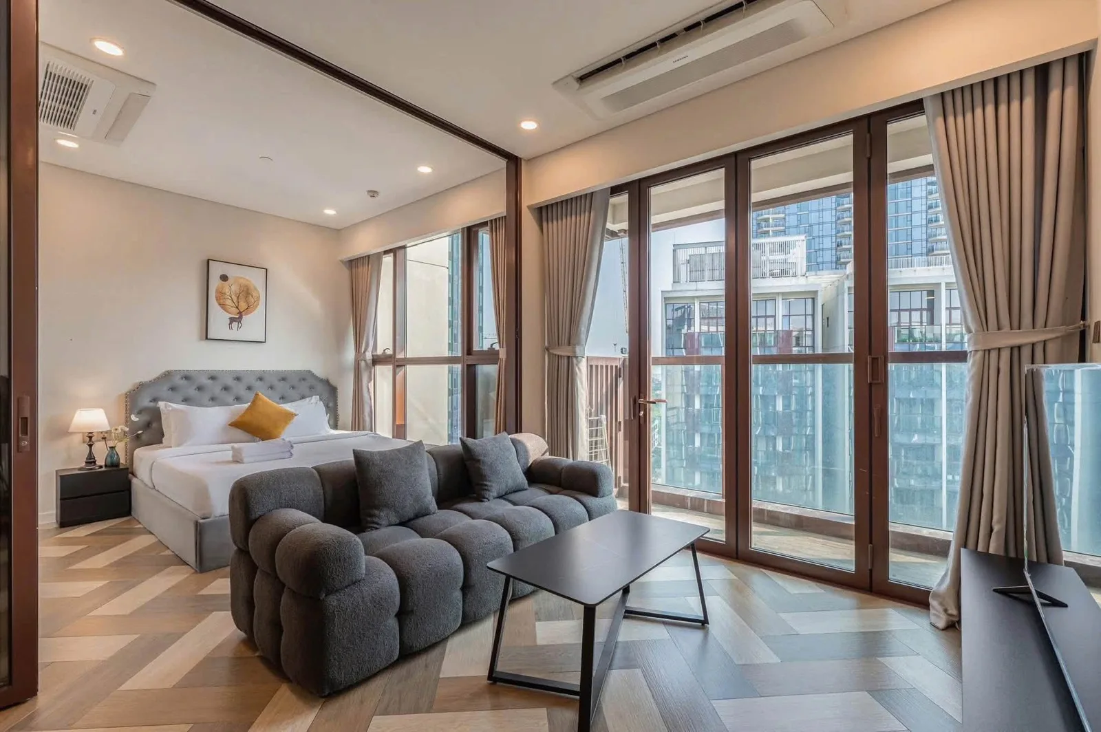 Metropole Thu Thiem 1BR With River and Ba Son Bridge View