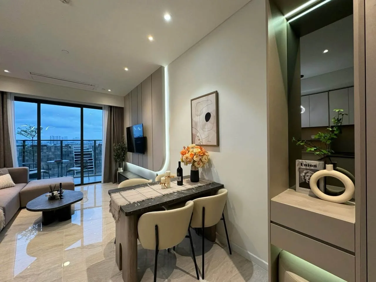 The Opera Residence 2BR With Balcony