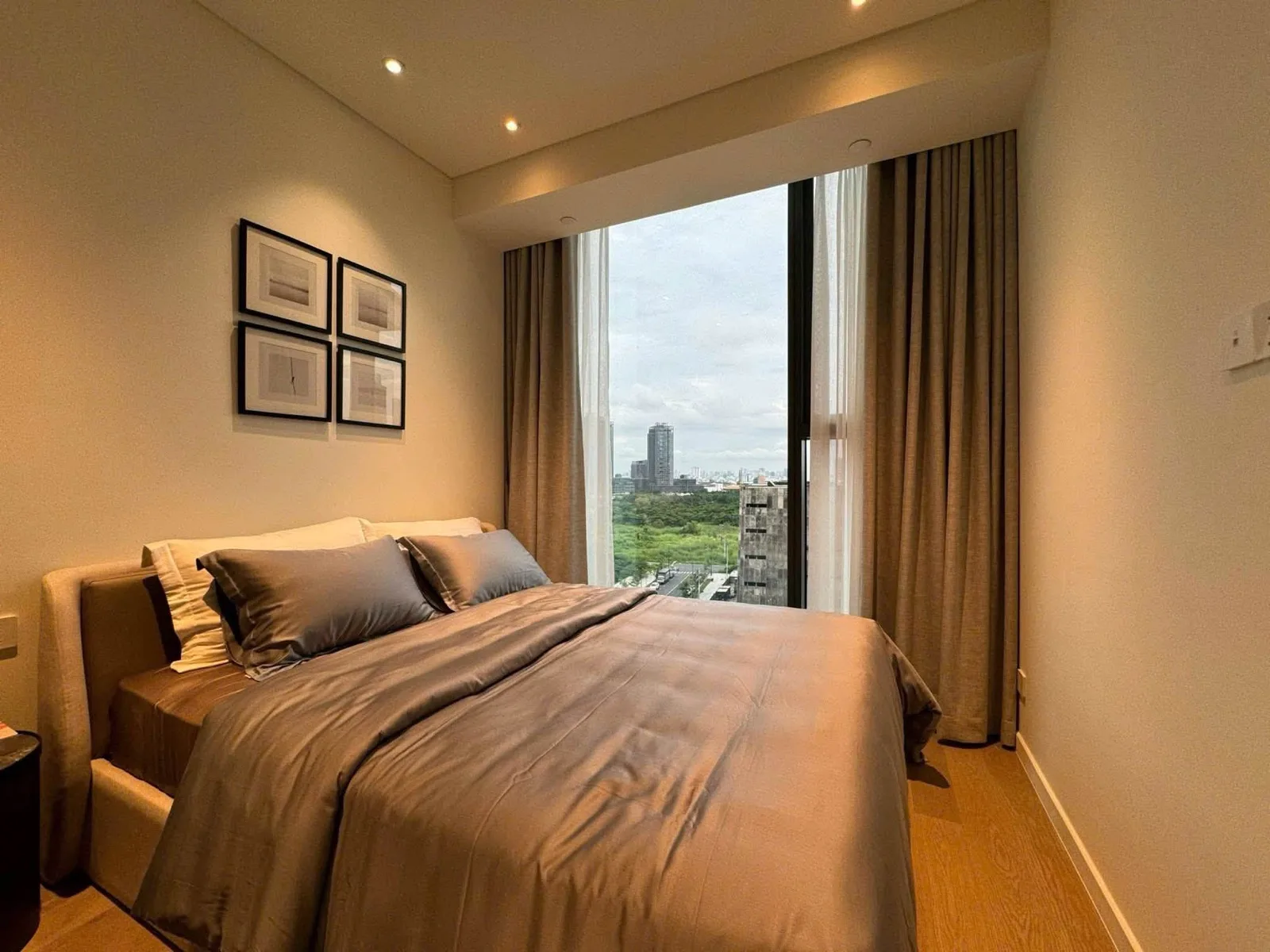 The Opera Residence 2BR With Balcony