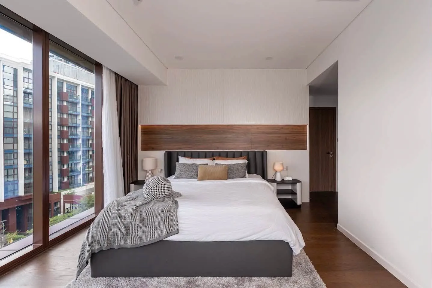 The Galleria Metropole 4BR Fully Furnished Home