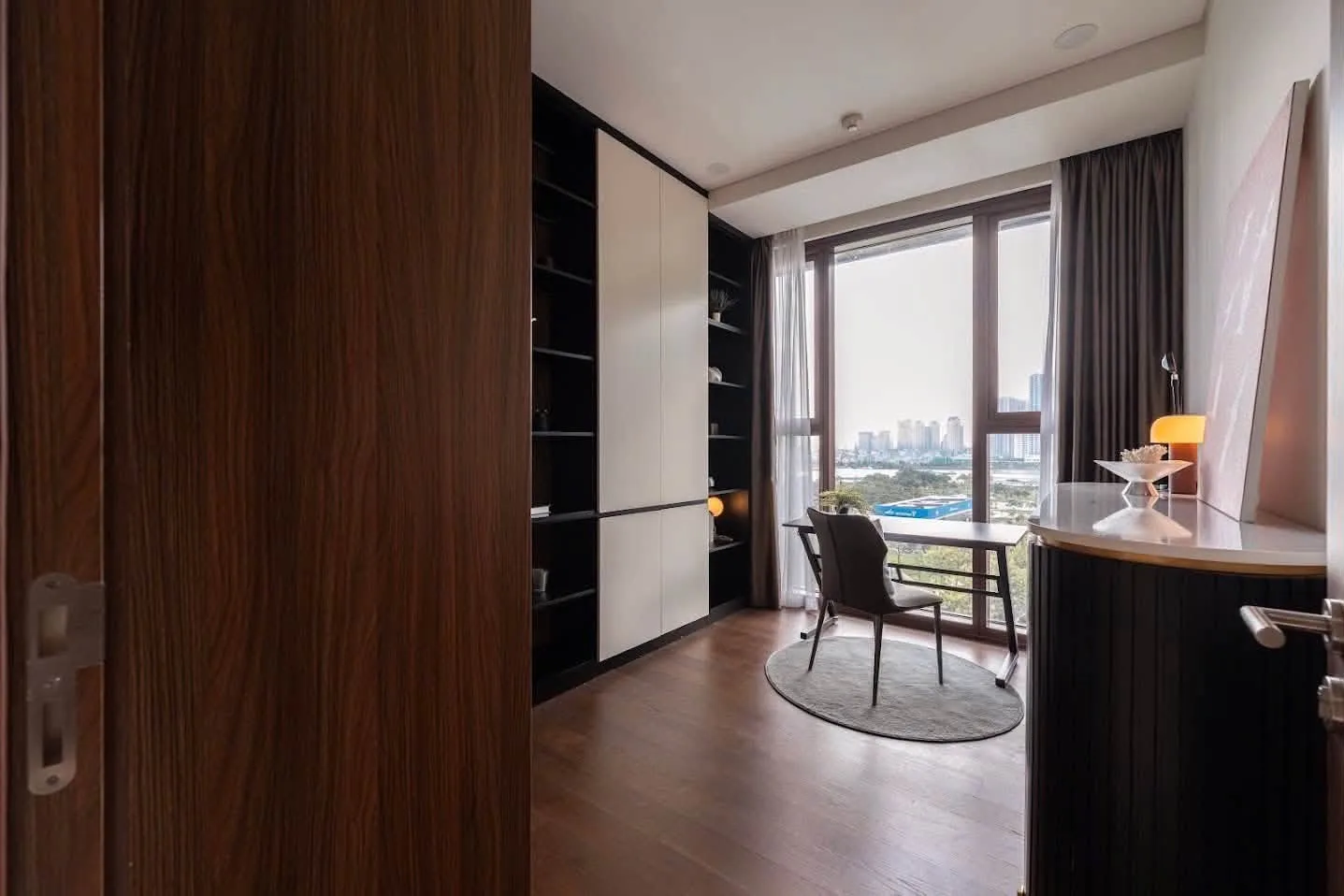 The Galleria Metropole 4BR Fully Furnished Home