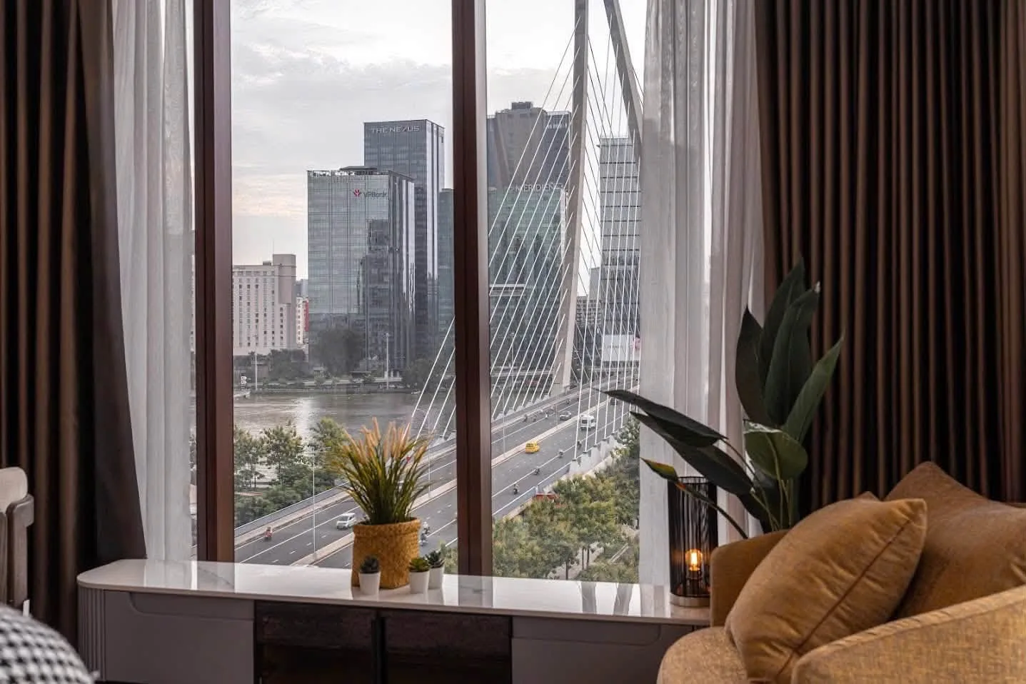 The Galleria Metropole 4BR Fully Furnished Home