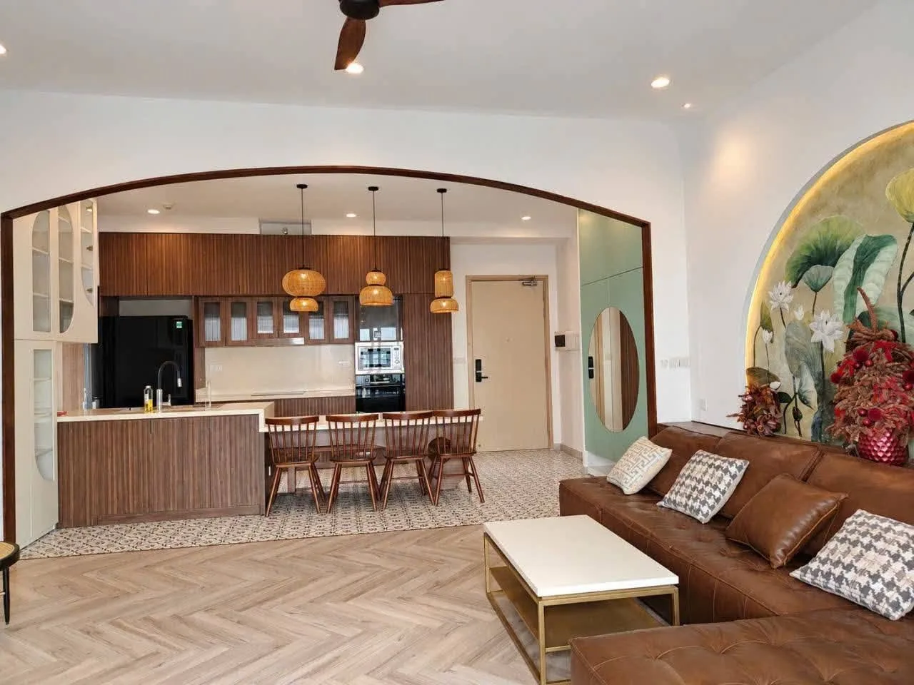 Stylish 2 Bedroom Palm Heights Apartment with Balcony View | 80m²