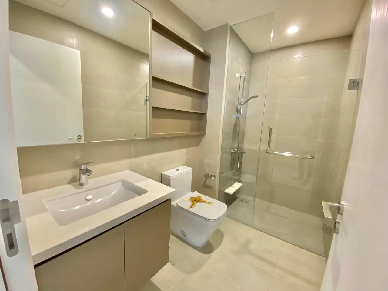 Q2 Thao Dien 3BR With Balcony and Open River Outlook, Ready Now