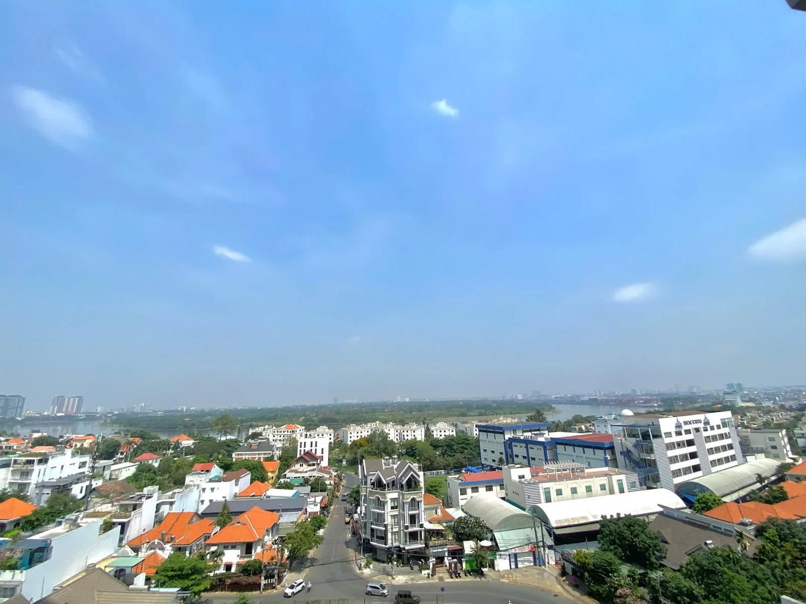 Q2 Thao Dien 3BR With Balcony and Open River Outlook, Ready Now