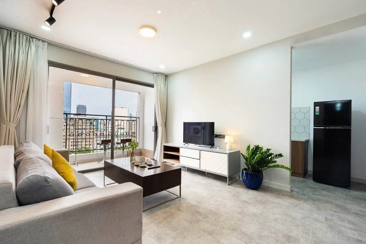 Balcony 3 Bedroom Saigon Royal Apartment Near District 1 | 115 sqm