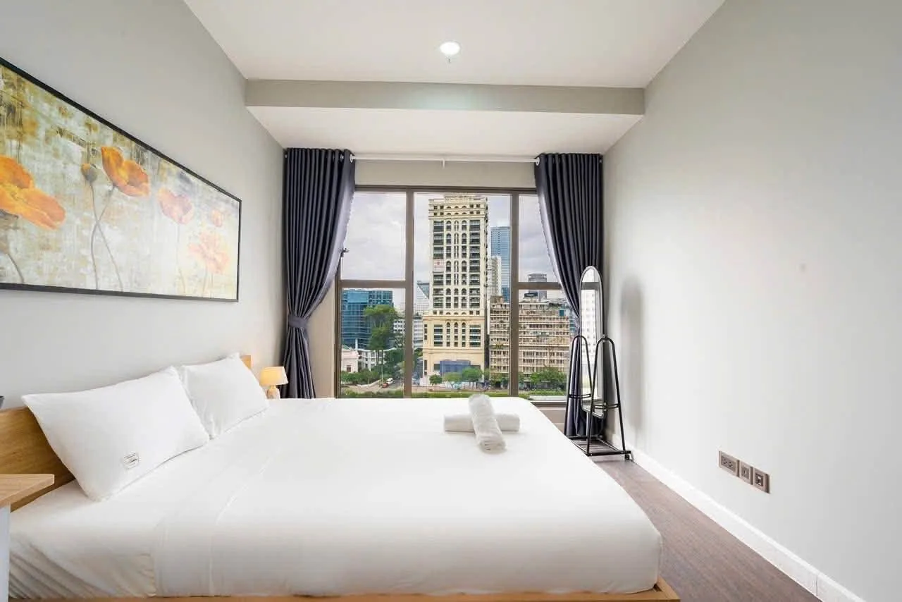 Balcony 3 Bedroom Saigon Royal Apartment Near District 1 | 115 sqm