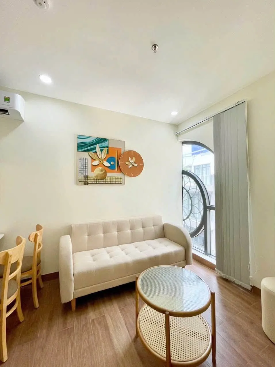 Private-Balcony Japan Town 1BR on Pham Viet Chanh | 60m²