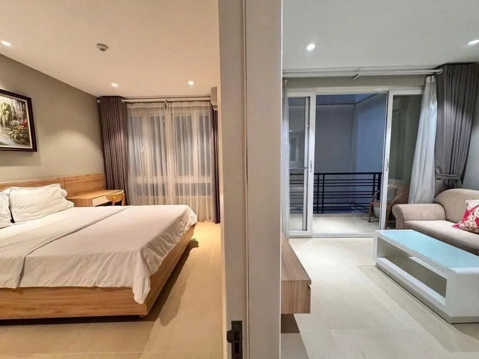 1BR Serviced Apartment Near Vinhomes Central Park | Cleaning & Laundry