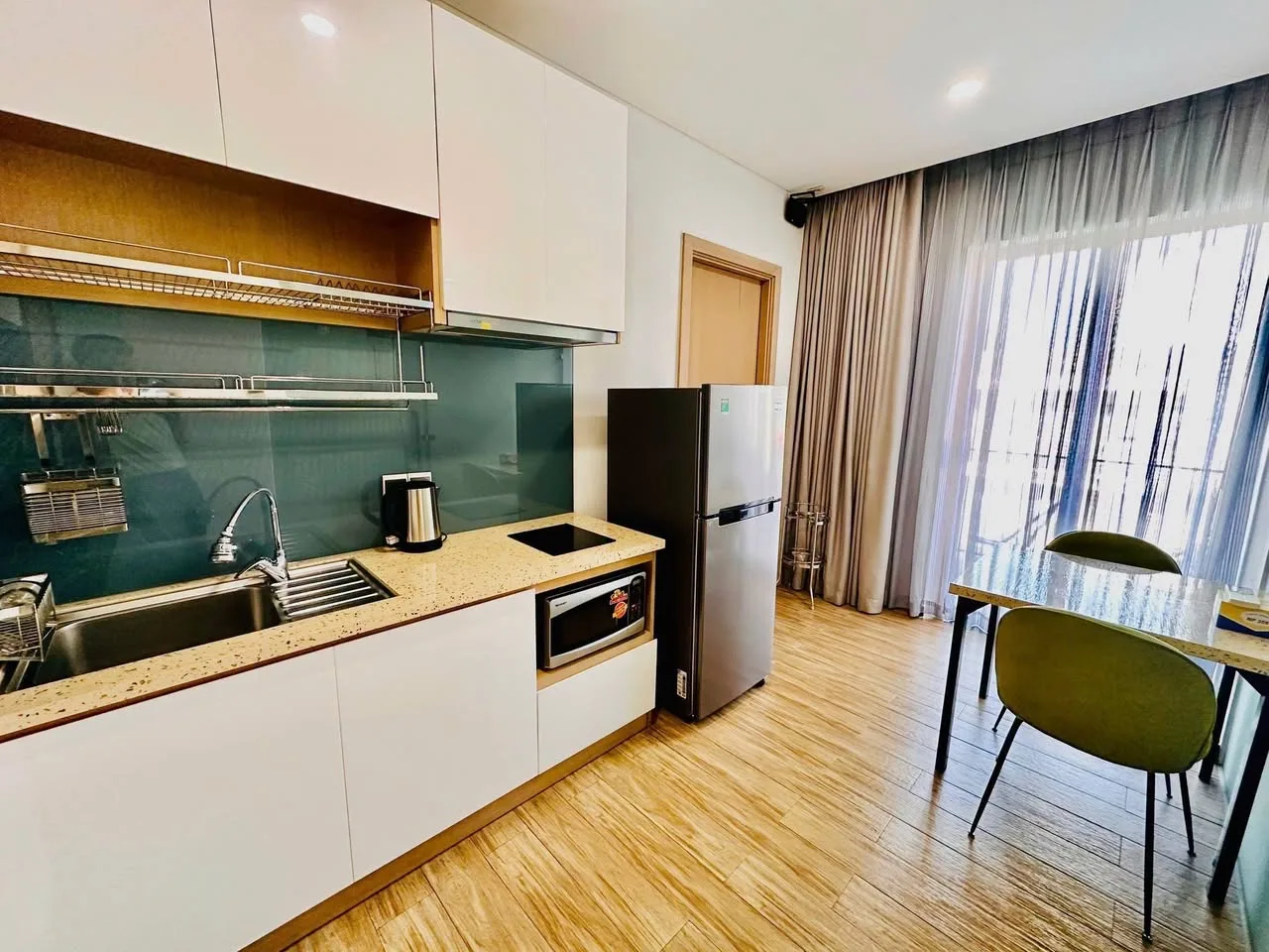 1BR Serviced Apartment with Pool, Sauna and Weekly Cleaning in An Phu