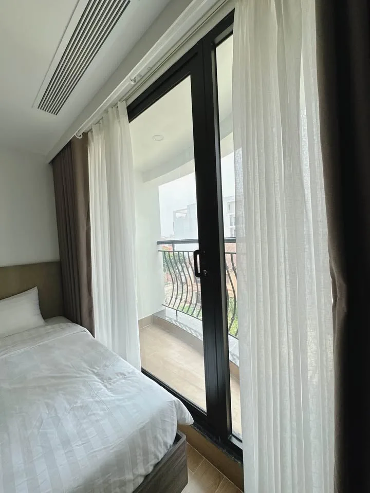 Quoc Huong Thao Dien 3BR Serviced Apartment with Gym, Pool and Cleaning