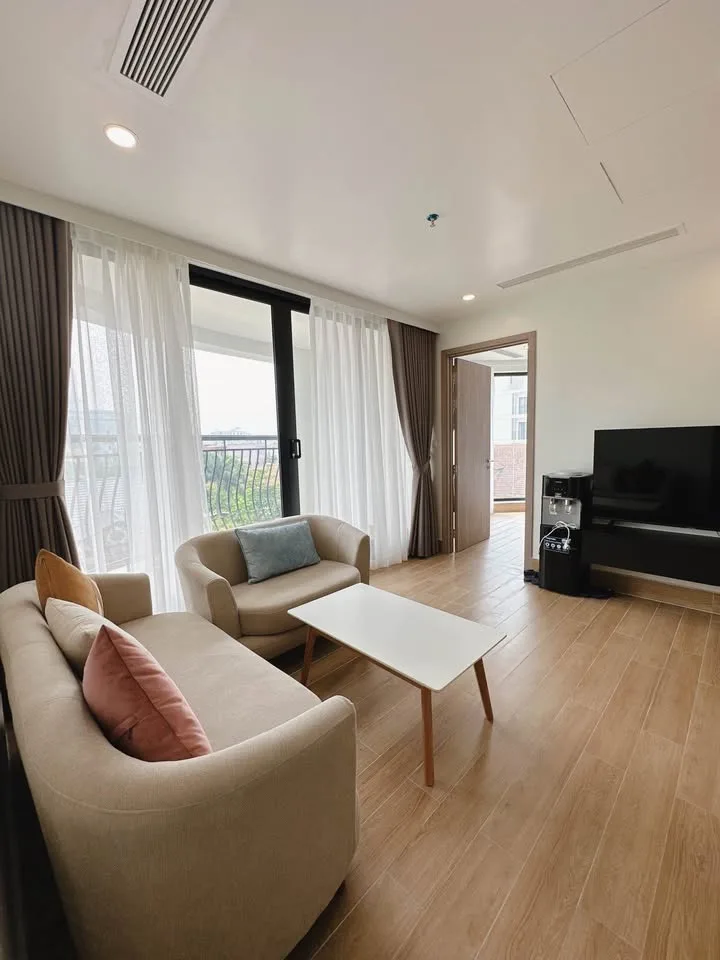 Quoc Huong Thao Dien 3BR Serviced Apartment with Gym, Pool and Cleaning