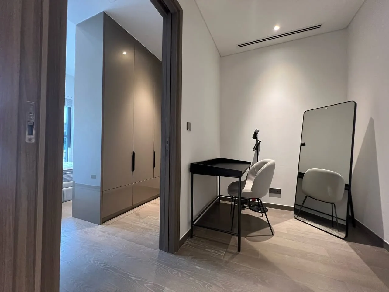 High-Floor The Marq 1BR Apartment with Work Nook | 52m²