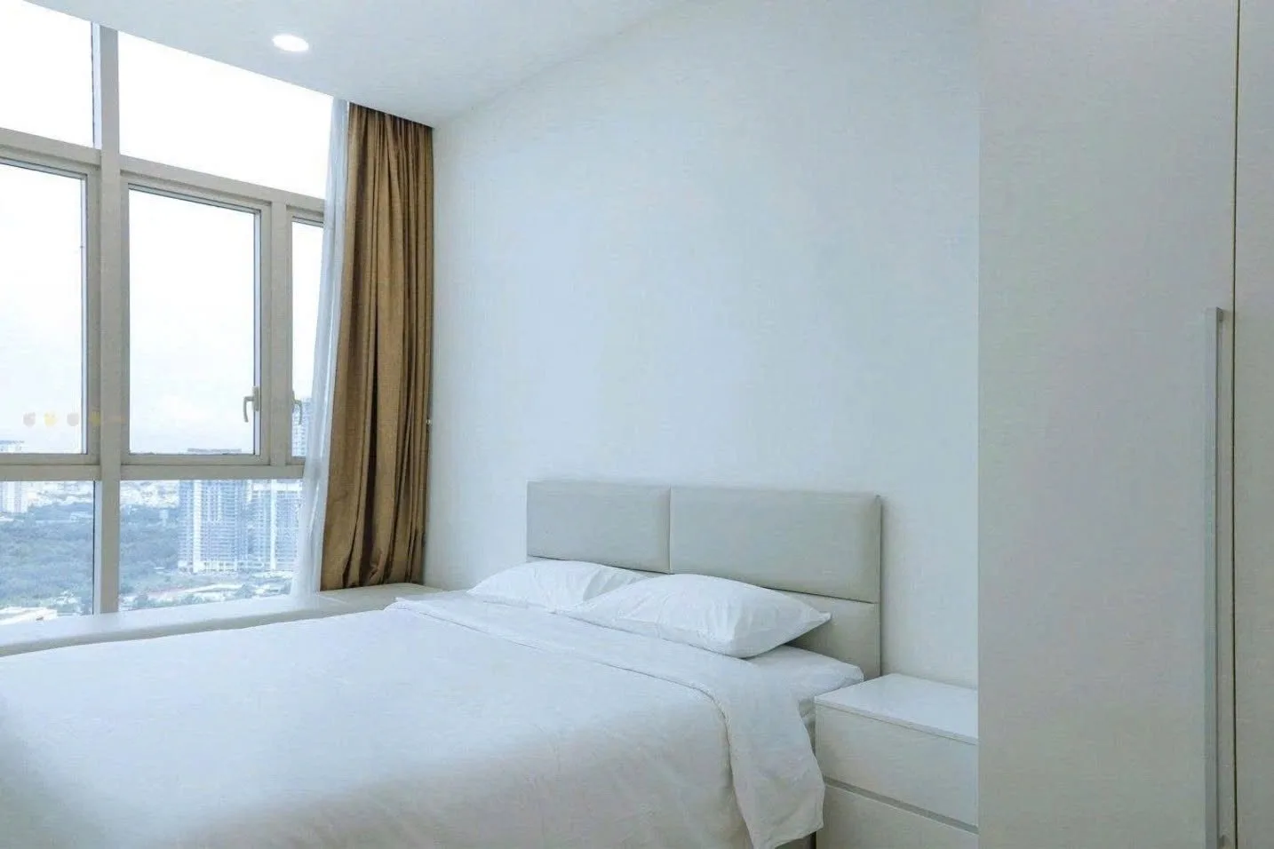 The Vista An Phu 250 sqm 5BR Duplex Penthouse