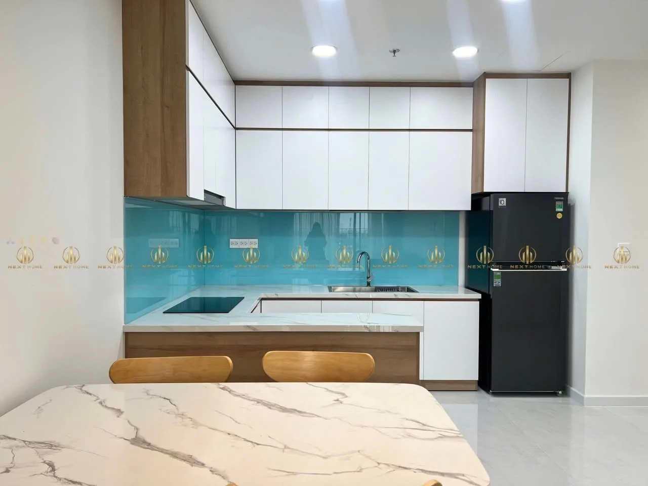 Victoria Village 2BR with Southeast Balcony and River View