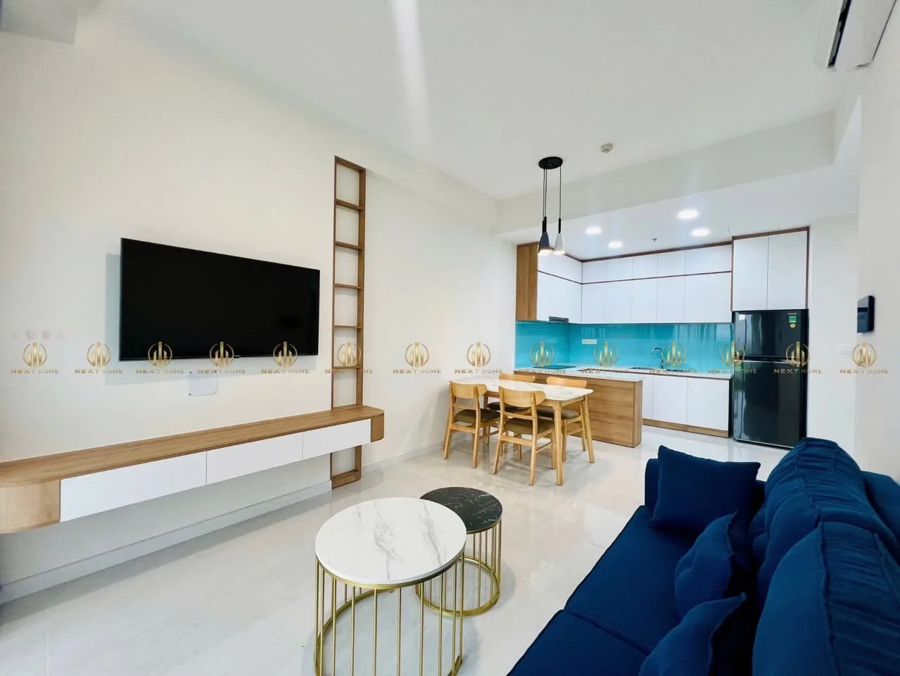 Victoria Village 2BR with Southeast Balcony and River View