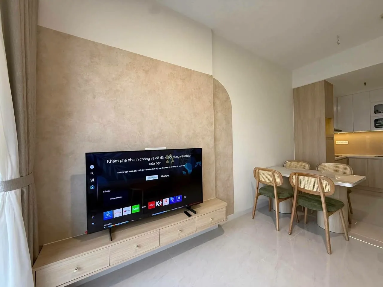 High-Floor Victoria Village 2BR With City Views and Balcony