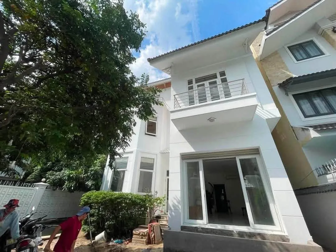 Thao Dien 6BR Garden Villa on Nguyen Van Huong with Private Pool